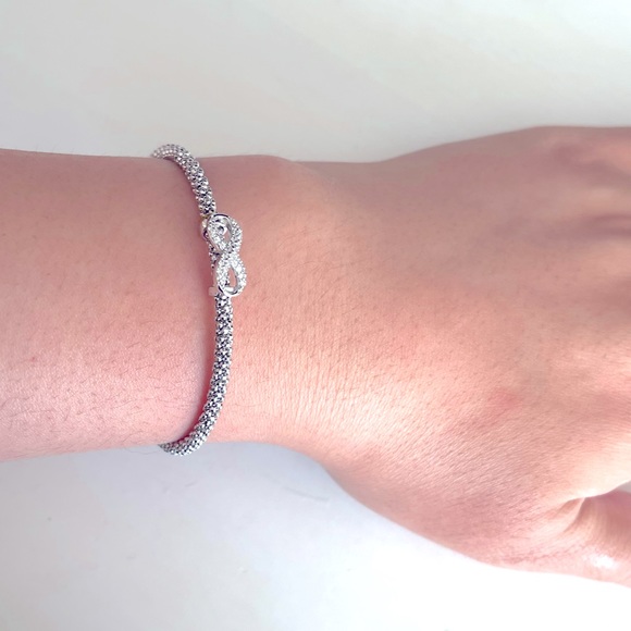 Authentic Links of London Silver Star Dust Infinity Bracelet bangle - Picture 6 of 6